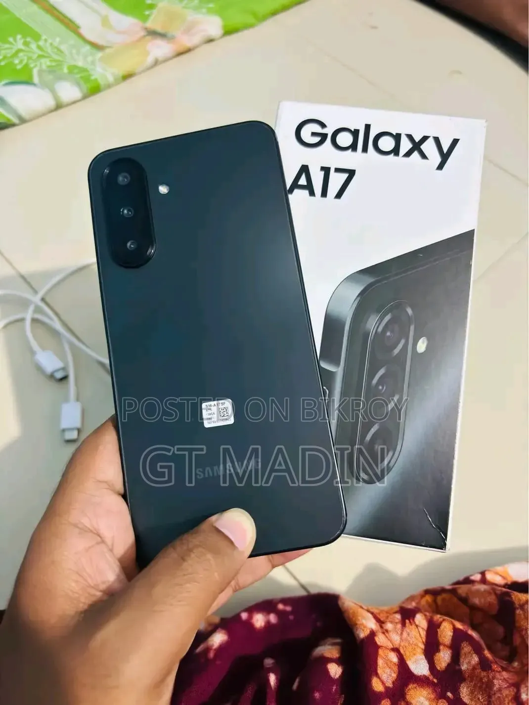 স্যামসাং গ্যালাক্সি এ১৭ ৫জি ২৫৬ জিবি ব্ল্যাক
