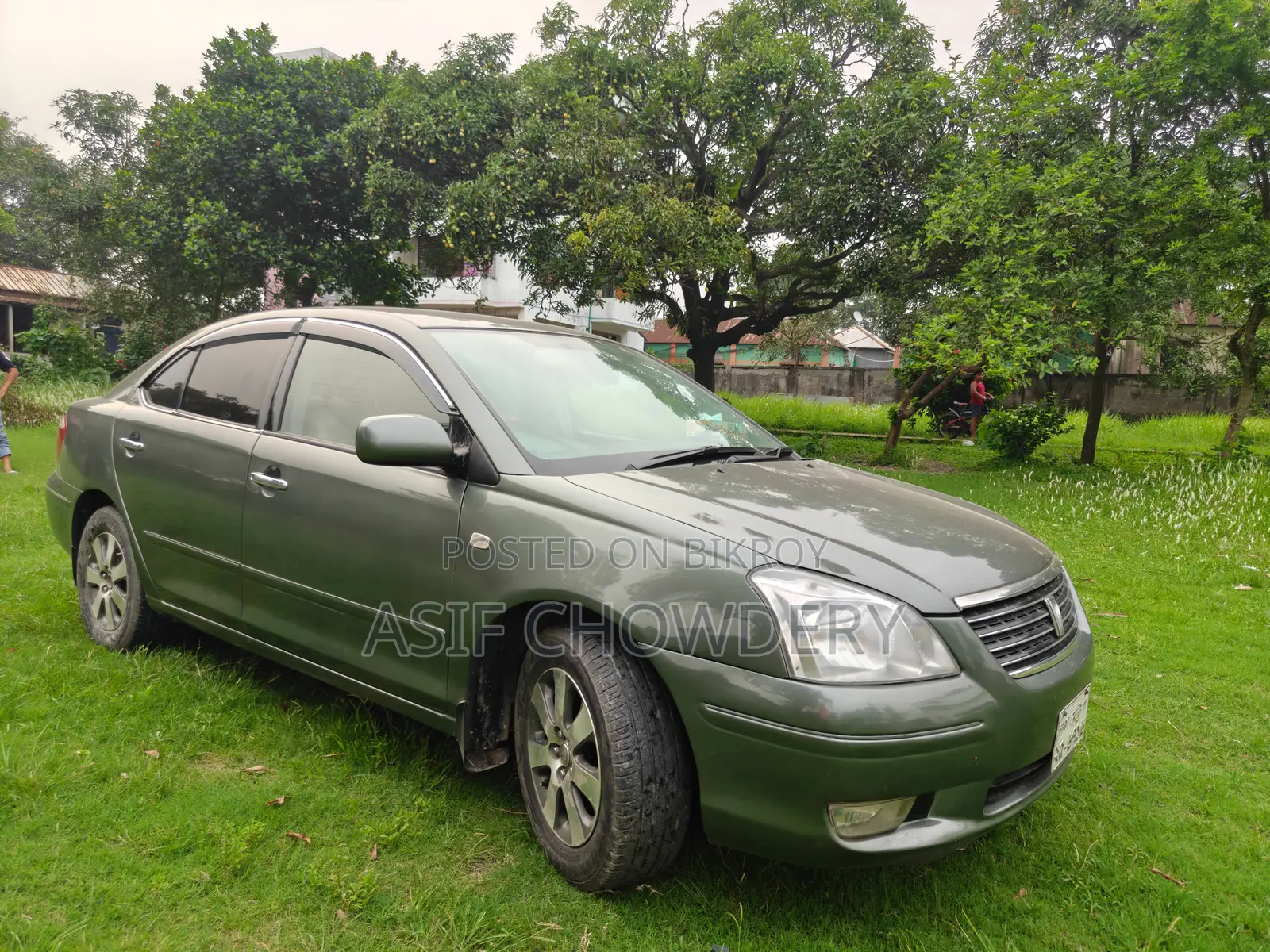 টয়োটা প্রিমিও ২০০৪ গ্রে