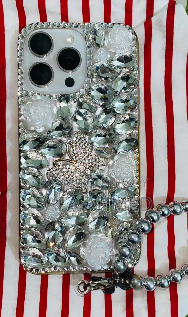 iPhone 15 Pro Max cover