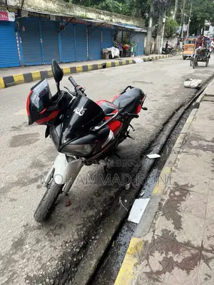 Yamaha 2012 Red