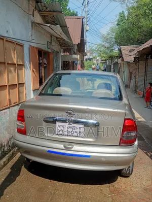 Toyota Opa 2000 Silver