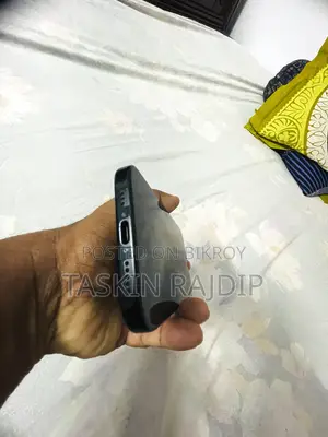 Apple iPhone 15 128 GB Black
