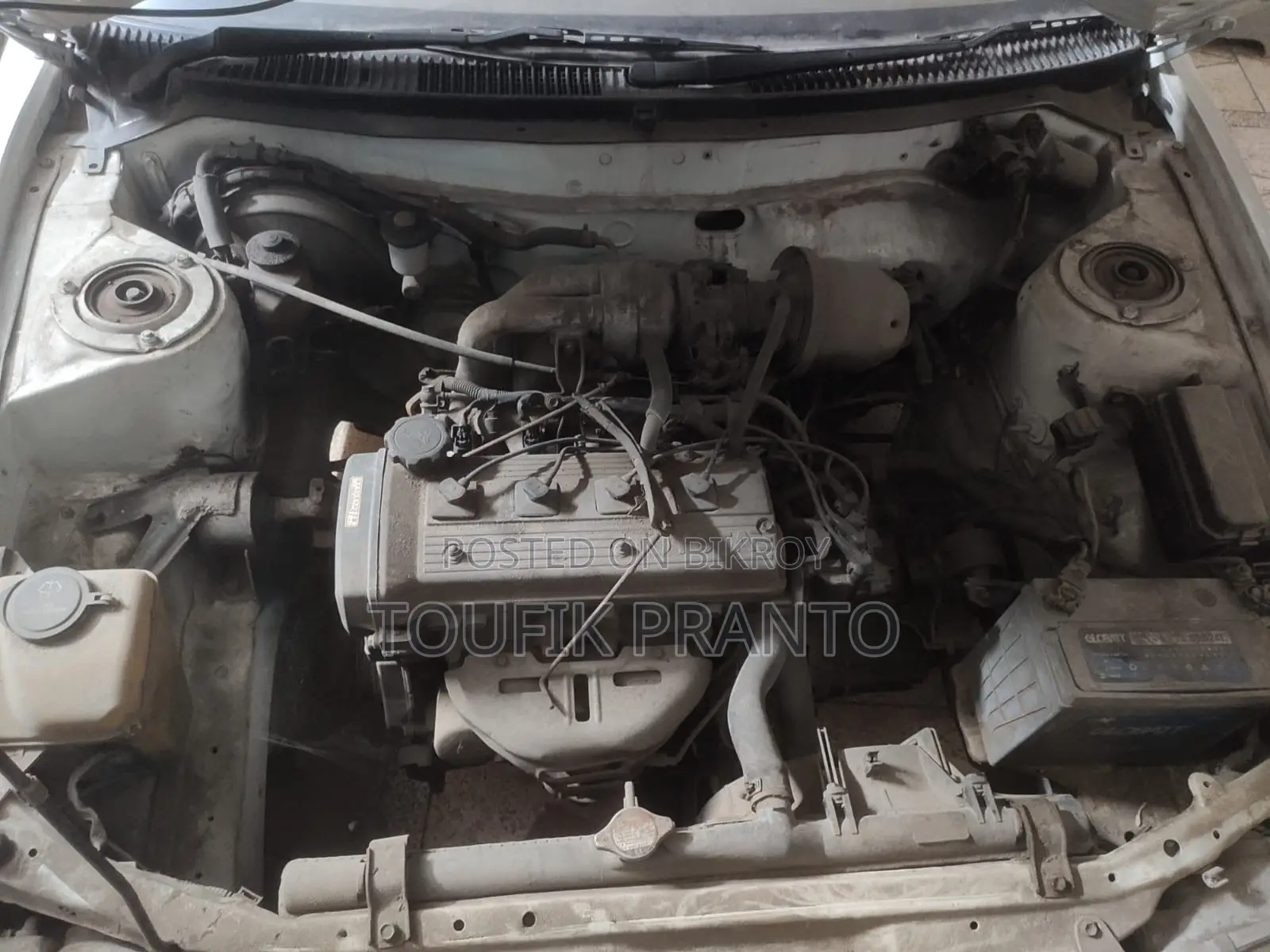 Toyota Corolla 1.3 Sedan 1993 White