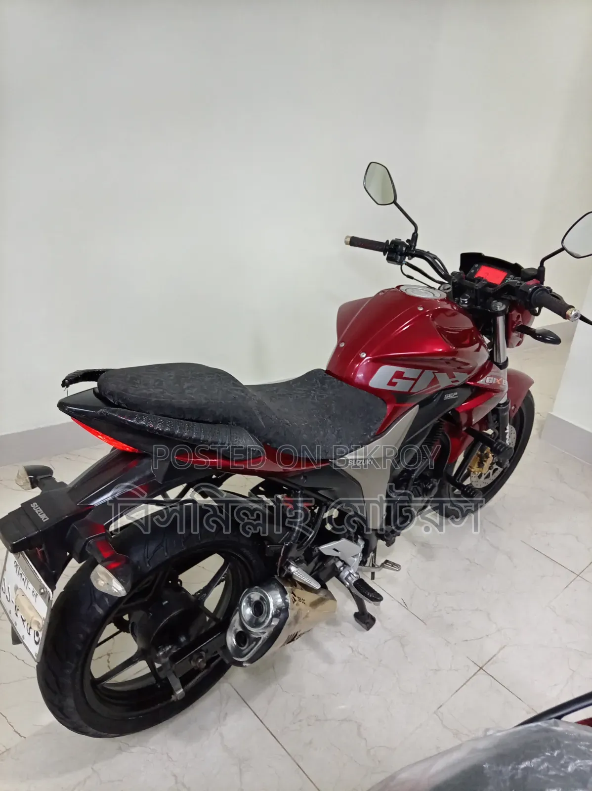 সুজুকি জিক্সার মনোটন ২০১৯ রেড