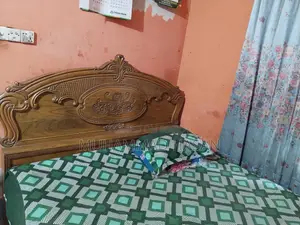 ঘরে ফার্নিচার