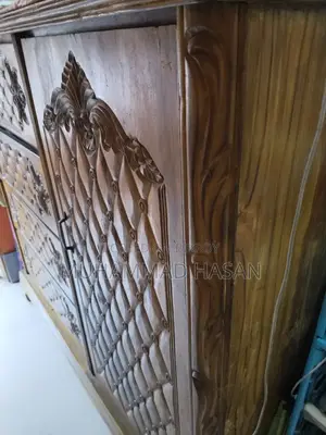 ঘরে ফার্নিচার