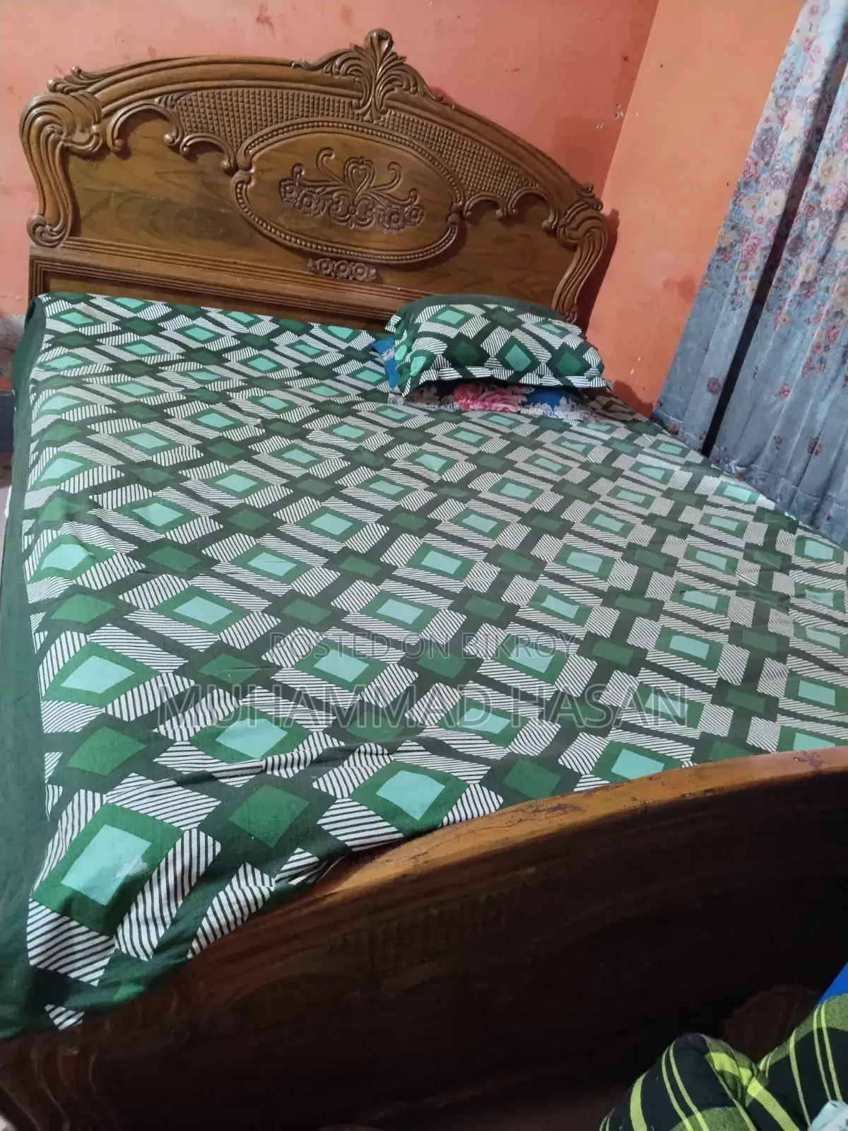 ঘরে ফার্নিচার