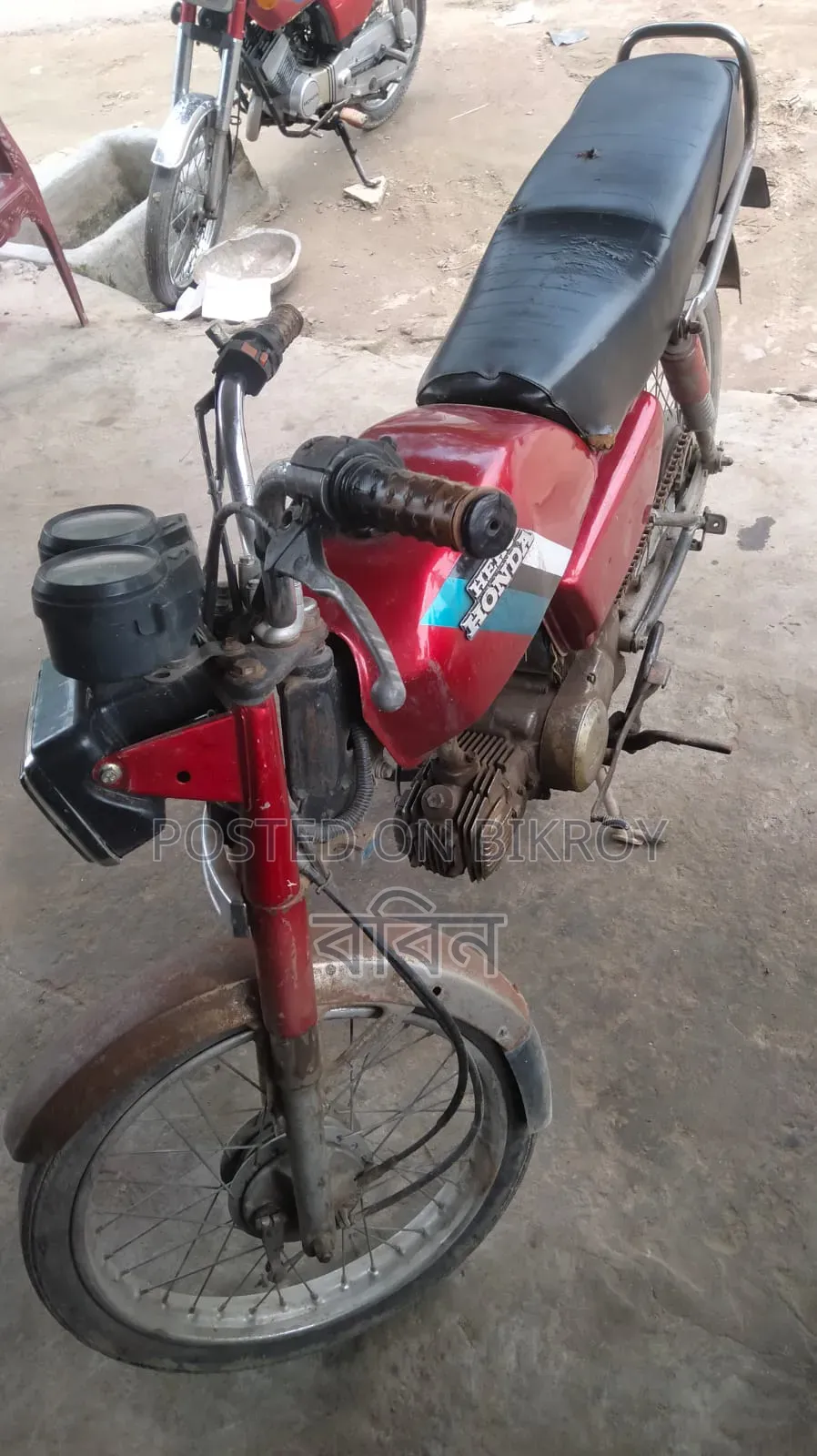 Hero Dawn 100 2002 Red