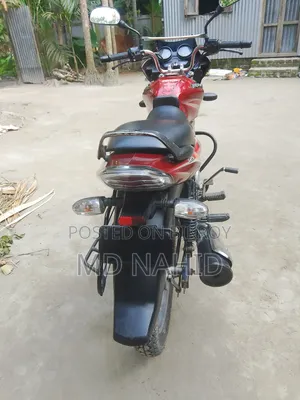 Bajaj Discover 125 2017 Red