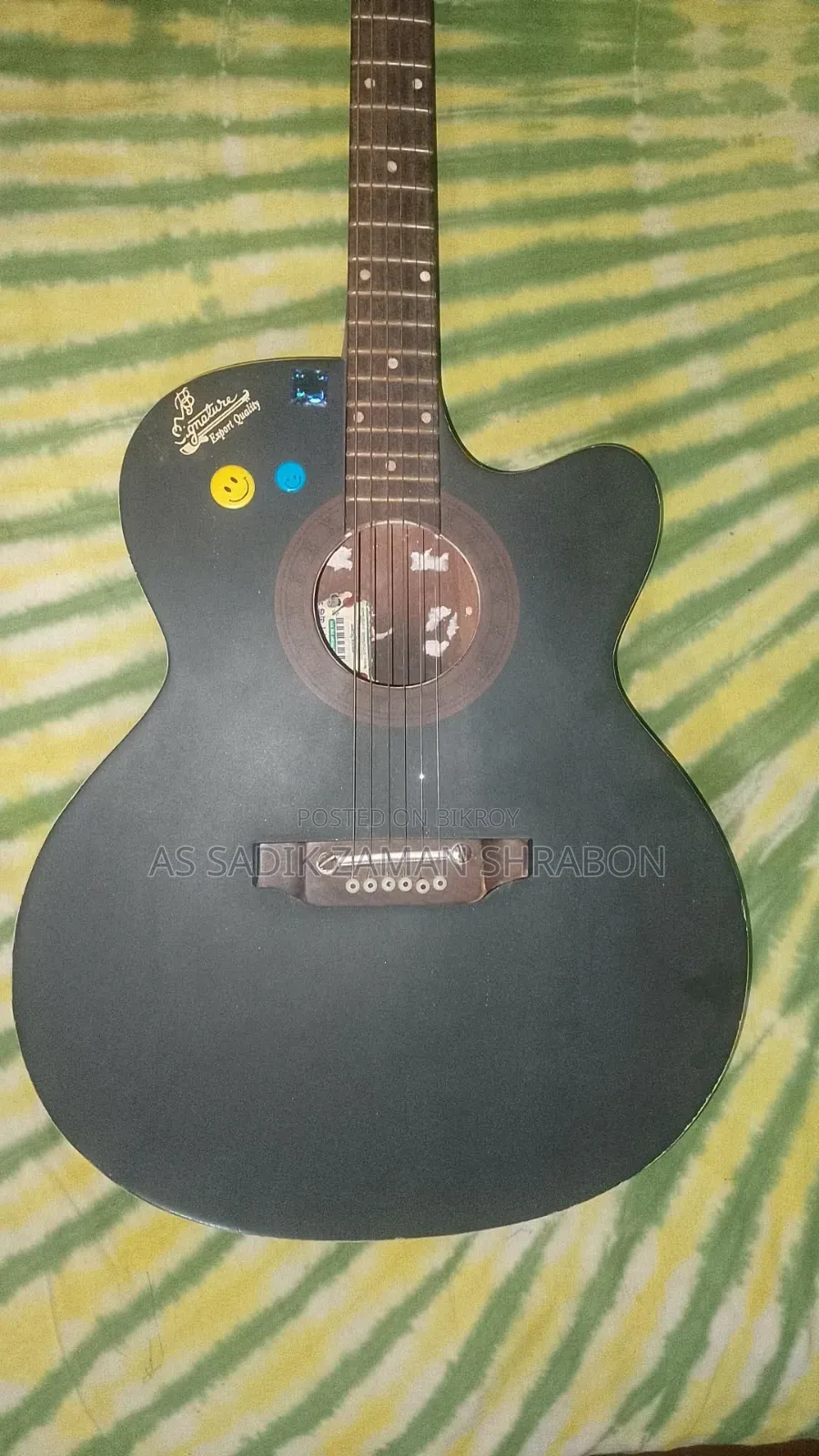 সিগনেচার গিটার
