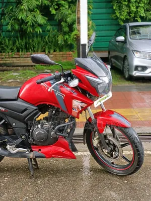 টিভিএস ২০১৮ রেড