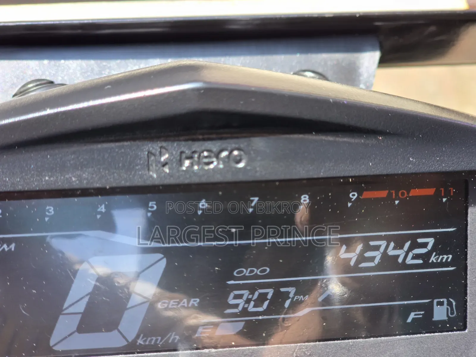 New Hero Xtreme 125R 2025 Black