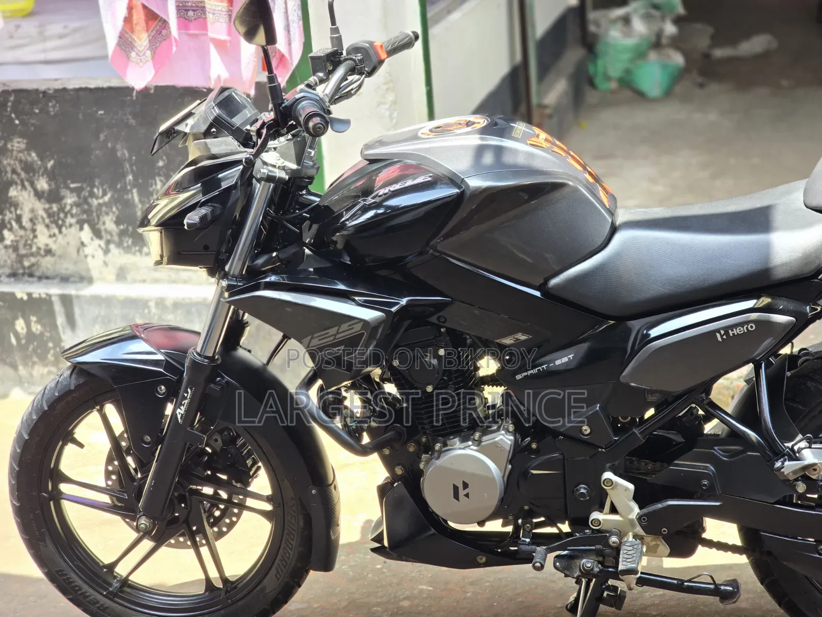 New Hero Xtreme 125R 2025 Black