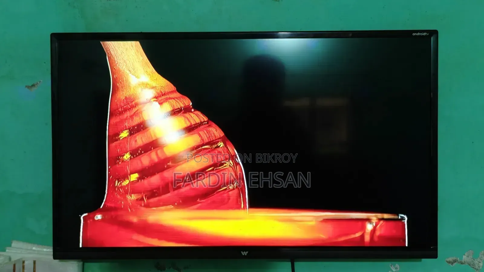 Walton WD-EF32G Android Smart TV