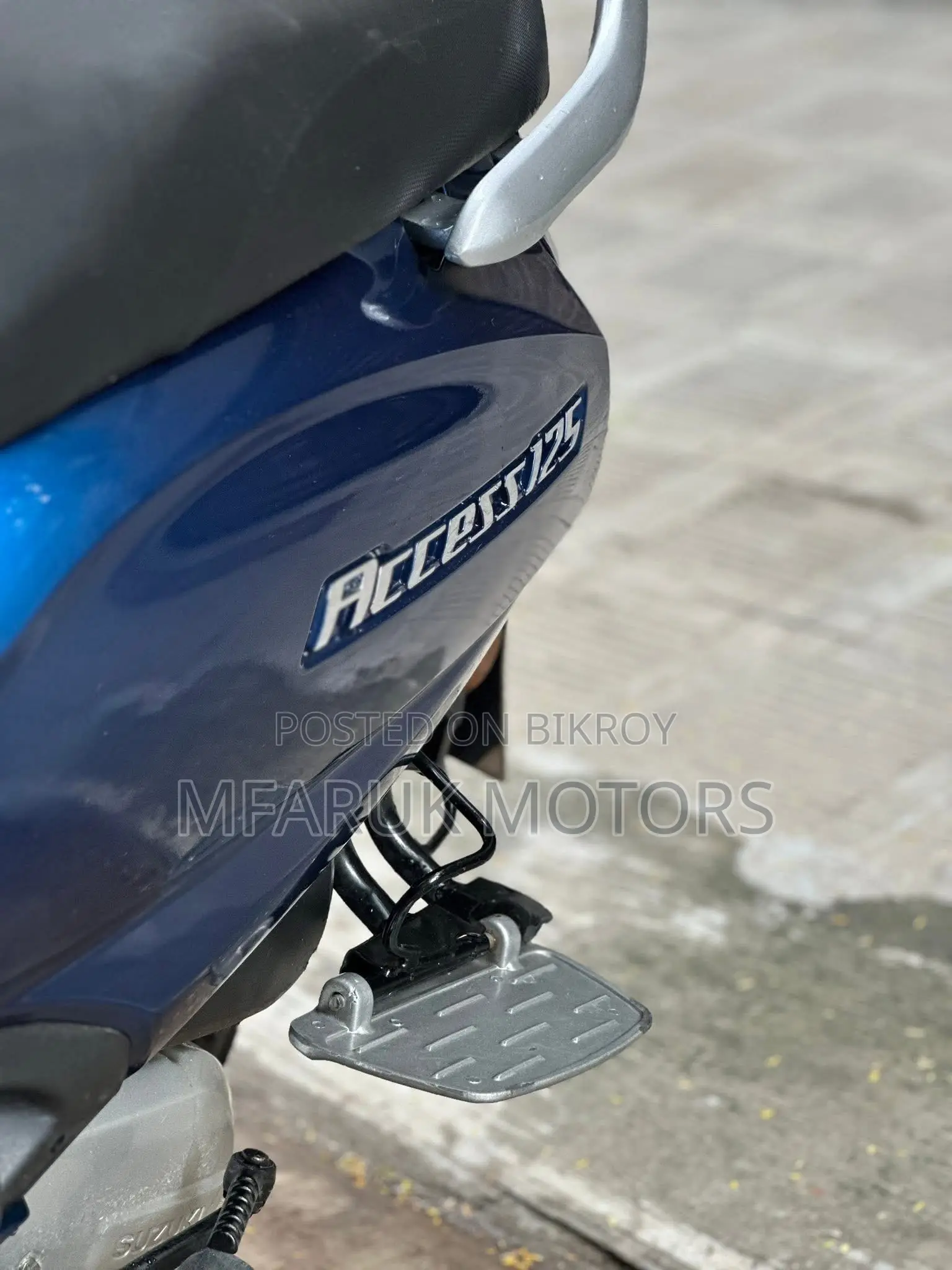 Suzuki 2024 Blue
