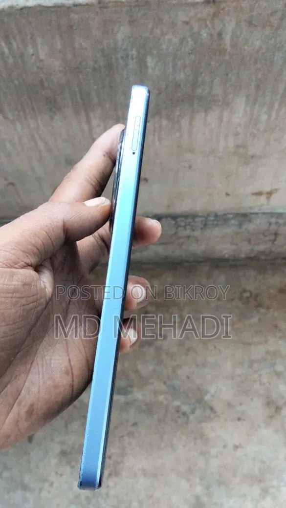Realme 64 GB Blue