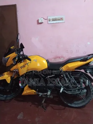 TVS Apache RTR 160 2V 2013 Yellow