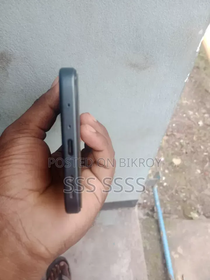 New Oppo A6 5G 256 GB Black