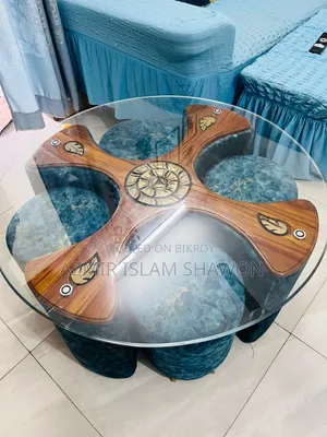 Modern Round Shape Glass Tea Table and Corner