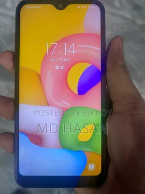স্যামসাং গ্যালাক্সি এ০১ ১৬ জিবি কালো