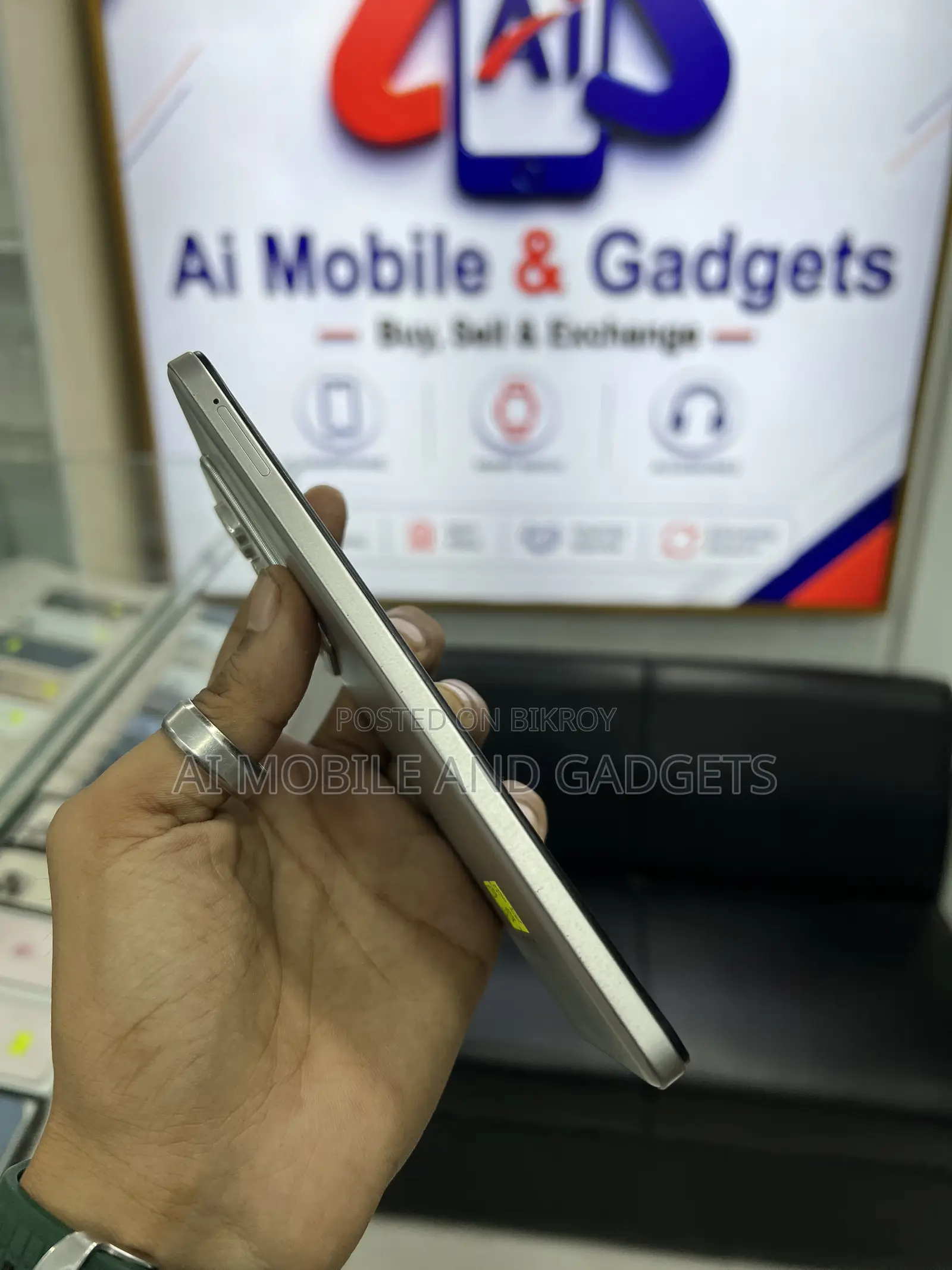 iQOO Z10x 128 GB