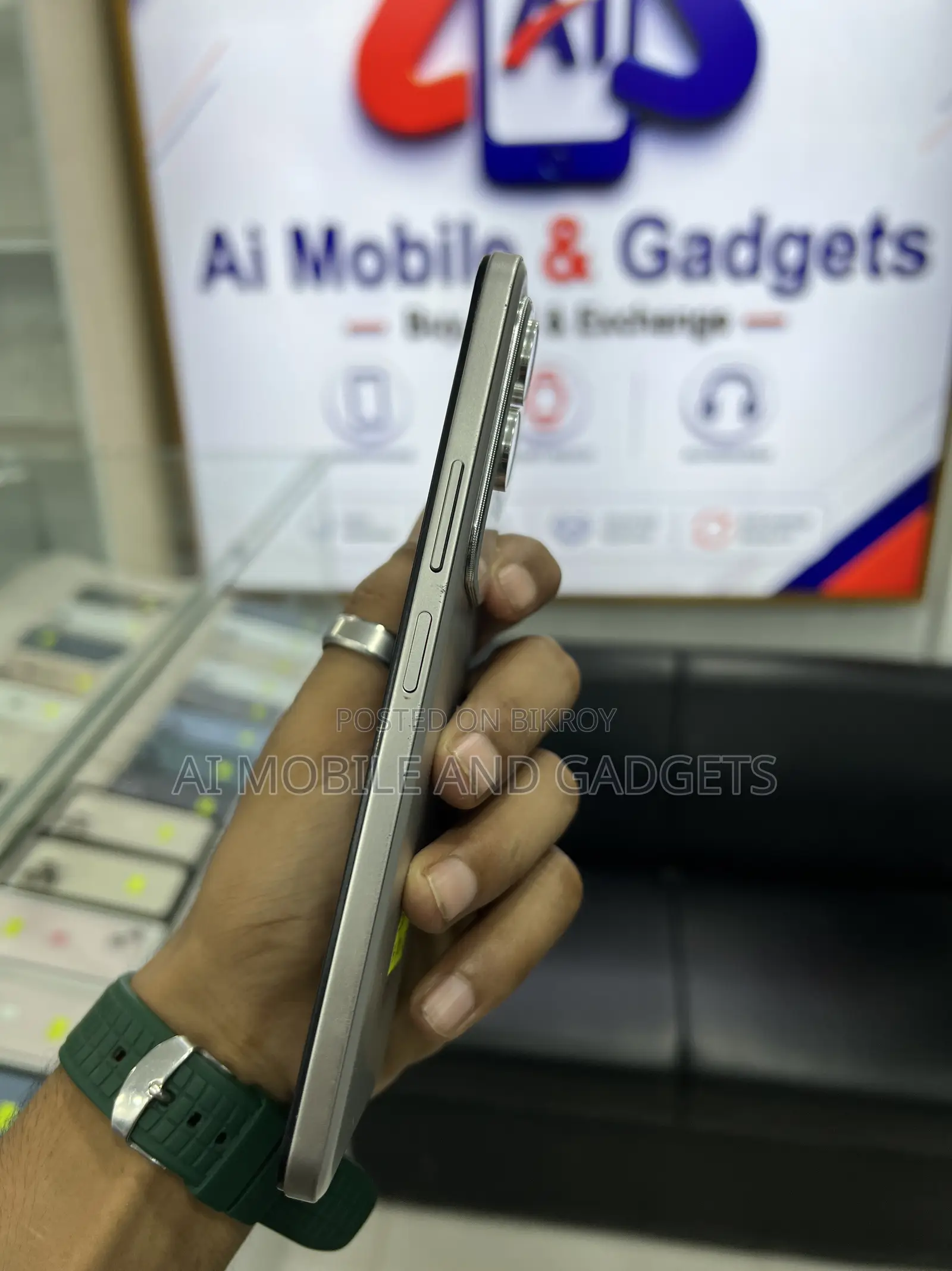 iQOO Z10x 128 GB