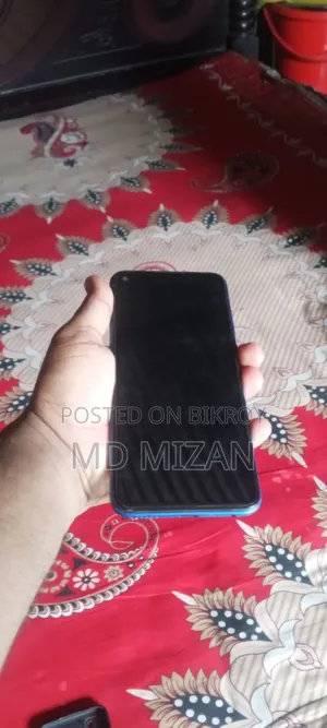 Symphony Z40 32 GB Blue