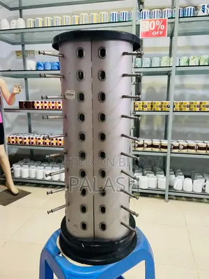 চারটা হাফ ডল ও একটা চশমা স্ট্যান্ড
