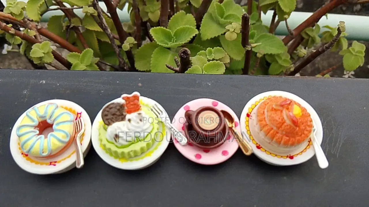 Color: Coffee Cup Cake Blind Bag Random Set With Plate + Fork