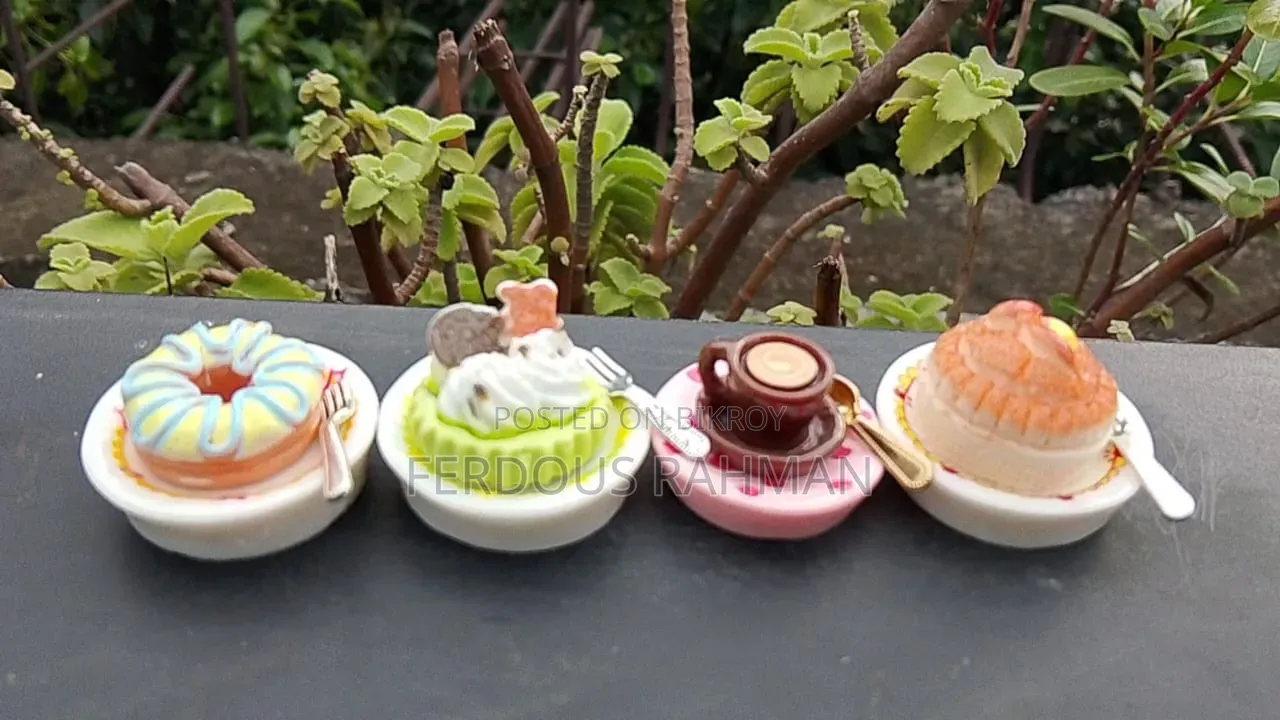 Color: Coffee Cup Cake Blind Bag Random Set With Plate + Fork