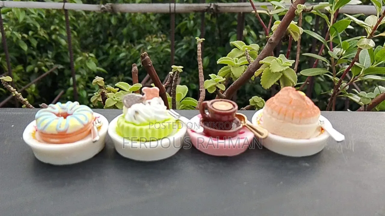 Color: Coffee Cup Cake Blind Bag Random Set With Plate + Fork