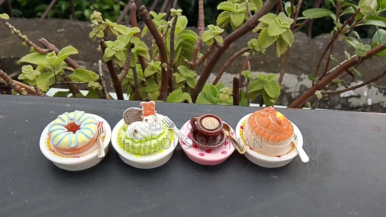 Color: Coffee Cup Cake Blind Bag Random Set With Plate + Fork
