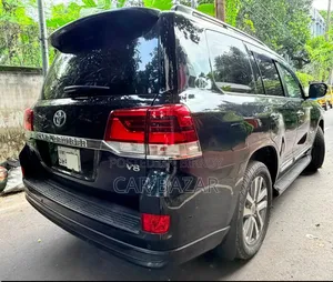 Toyota Land Cruiser 4.5 V8 VXR 2019 Black