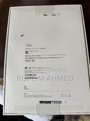 New Apple iPad Air 11 (2026) 256 GB