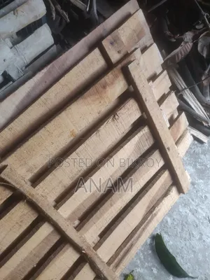 খাট ৬/৭ ফিট
