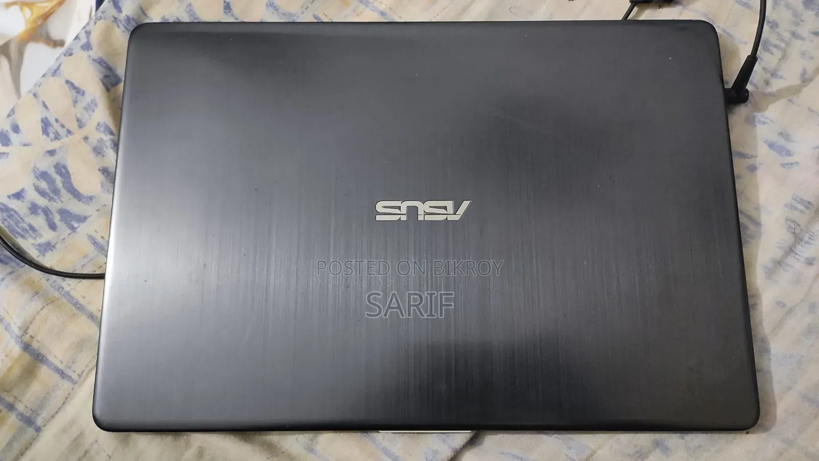 Laptop ASUS VivoBook X540SA 4GB Intel Core I3 HDD 512GB
