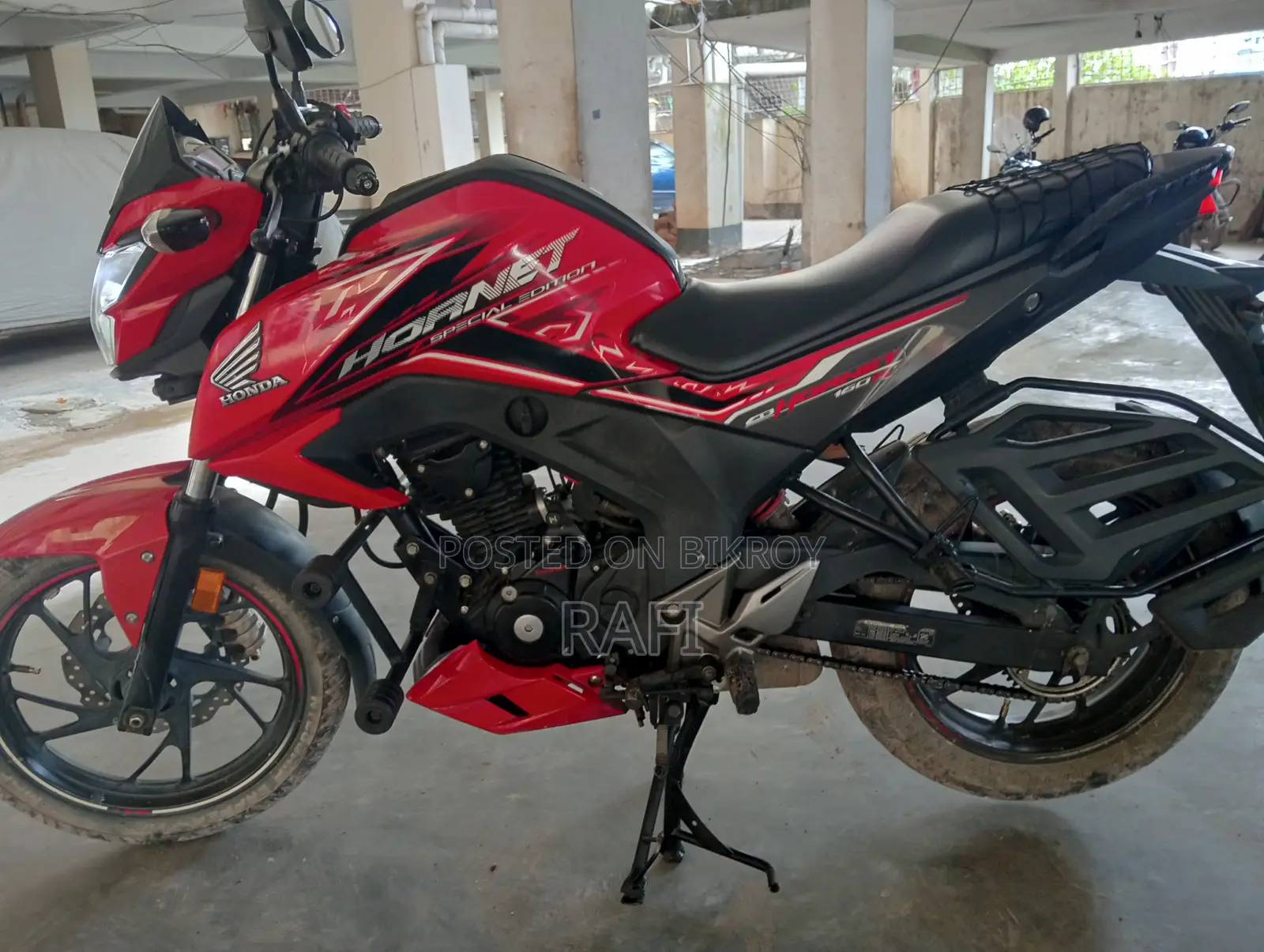 Honda Hornet 2021 Red