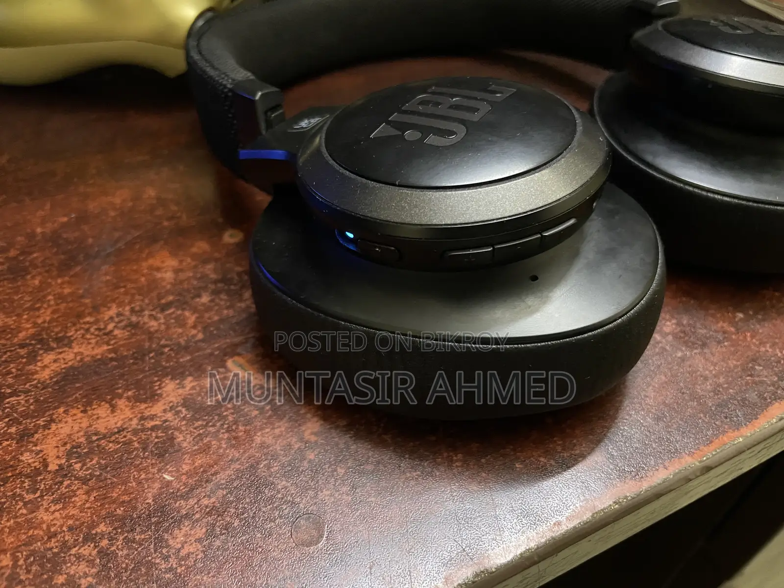 JBL Live 660 ANC