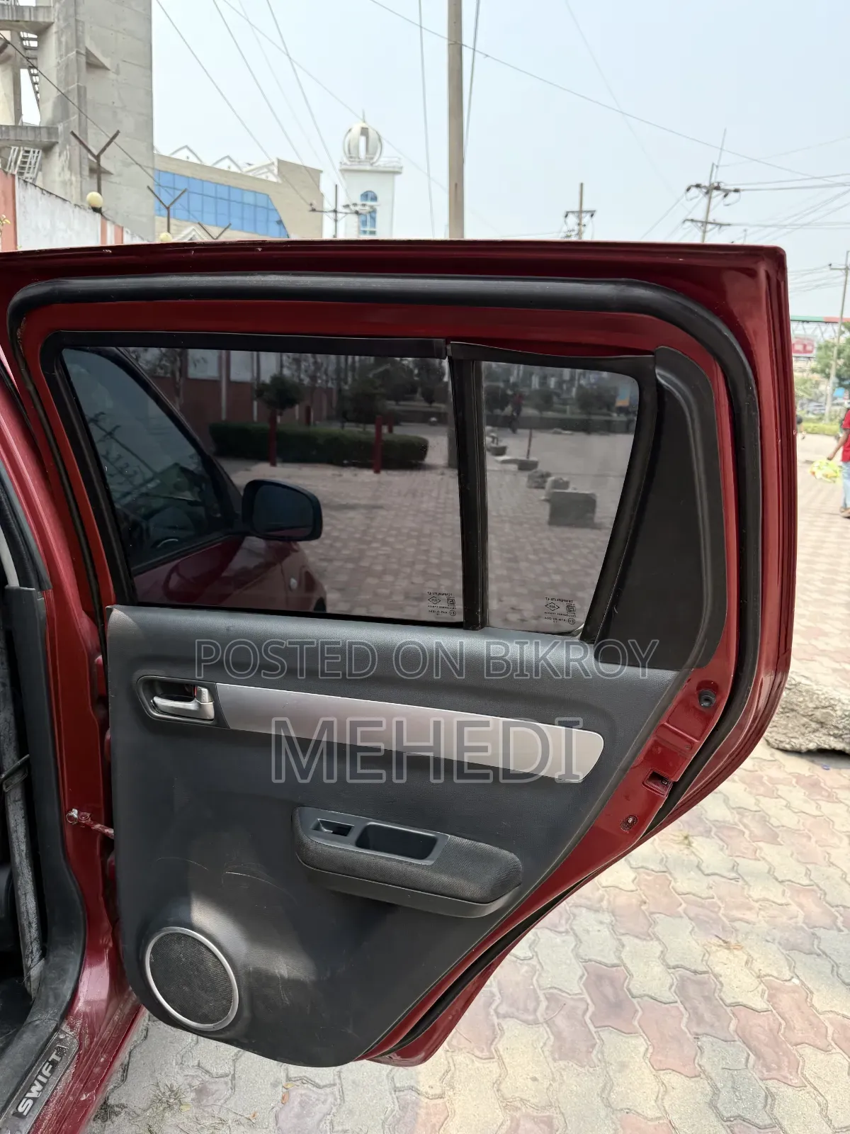 Suzuki Swift 2010 Maroon