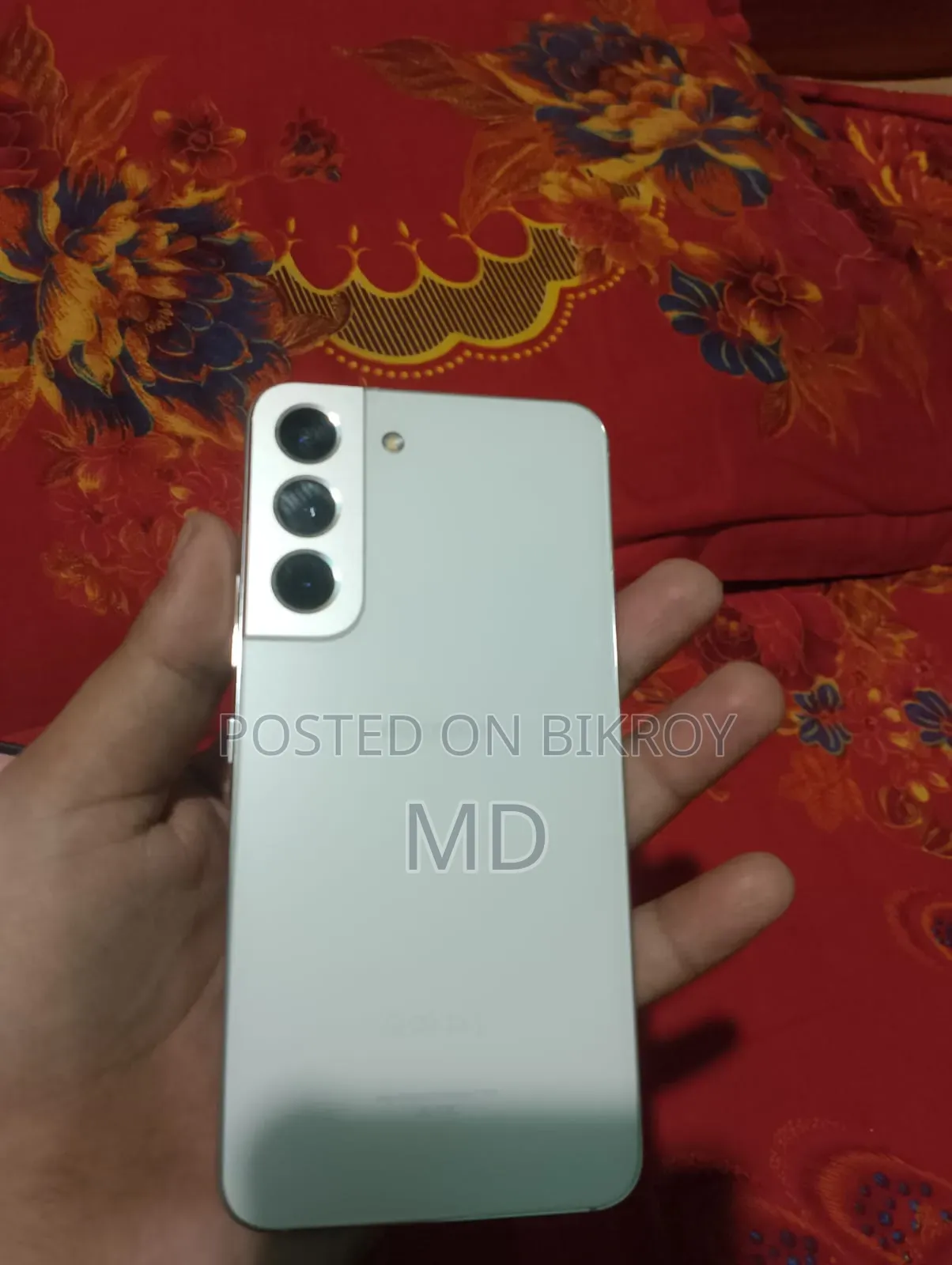 স্যামসাং গ্যালাক্সি এস২২ ৫জি ২৫৬ জিবি সাদা
