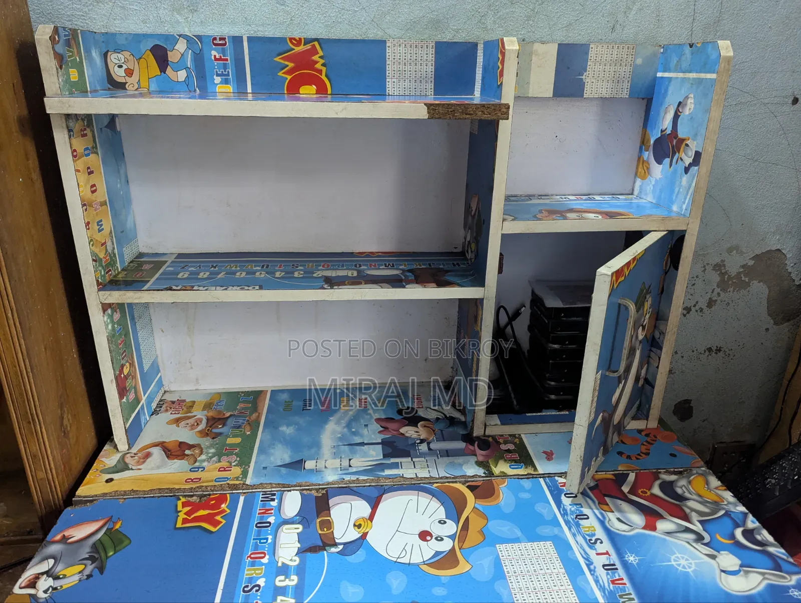Used Study Table (Lightly Used)
