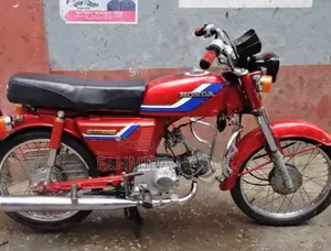 Honda 2002 Red