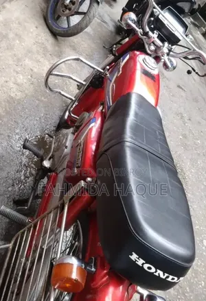 Honda 2002 Red