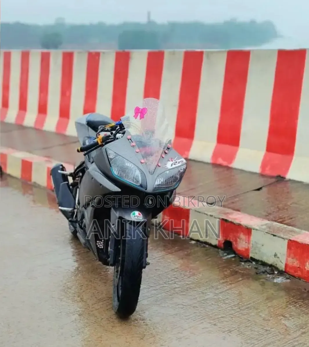 Yamaha R1 2017