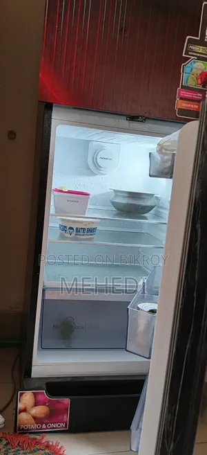 Top Mount Refrigerator | 252 L | Red