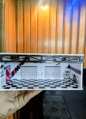 হট হুইলস, টমিকা, বুরাগোর জন্য ডায়োরামা