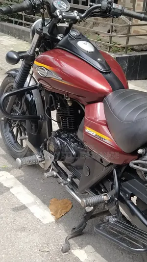 Bajaj Avenger 150 Street 2018 Red