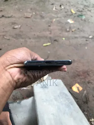 টেকনো ক্যামন ৪০ প্রো ৪জি ১২৮ জিবি ব্লু