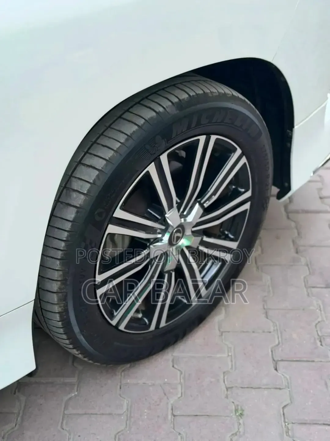 Lexus LX 570 AWD 2020 Pearl