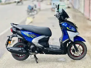 Yamaha 2023 Blue
